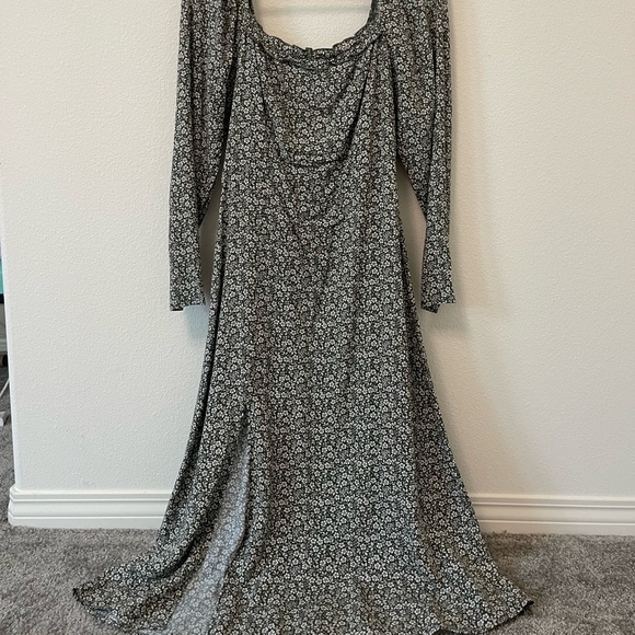 Miami Olive Floral dress - Picture 1 of 2
